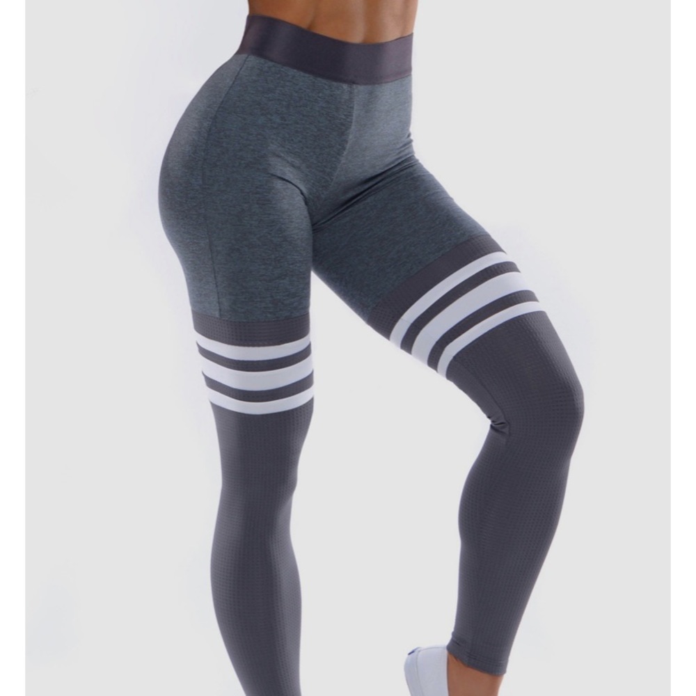 Bombshell sock leggings